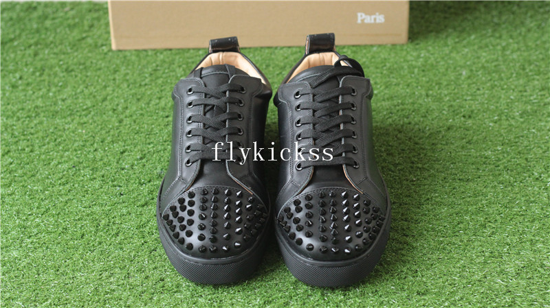 Super High End Christian Louboutin Flat Sneaker Low Top Black Leather